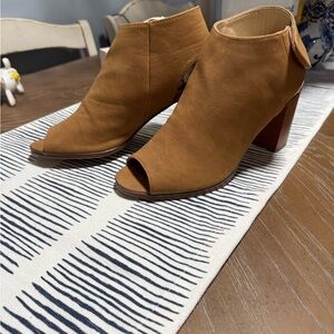 Cityclassified Tan Open-Toe Block Heel Booties